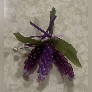 Costume Handmade Grapes Corsage / Pin #9192